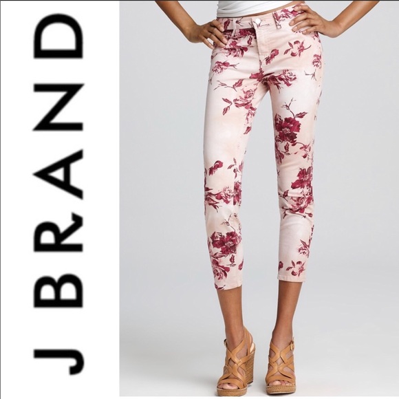 J Brand Denim - J Brand Twisted Pink Seashell Floral Capri Jeans